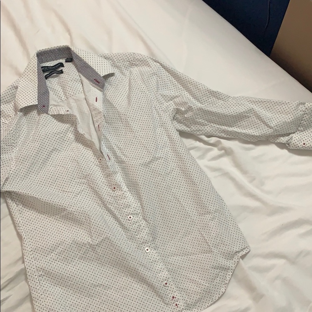 Office/business casual button up shirt